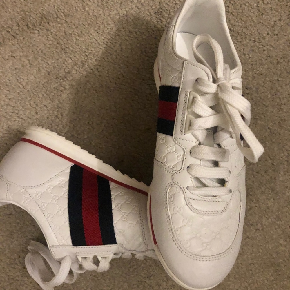 Gucci women’s 6.5 sneakers